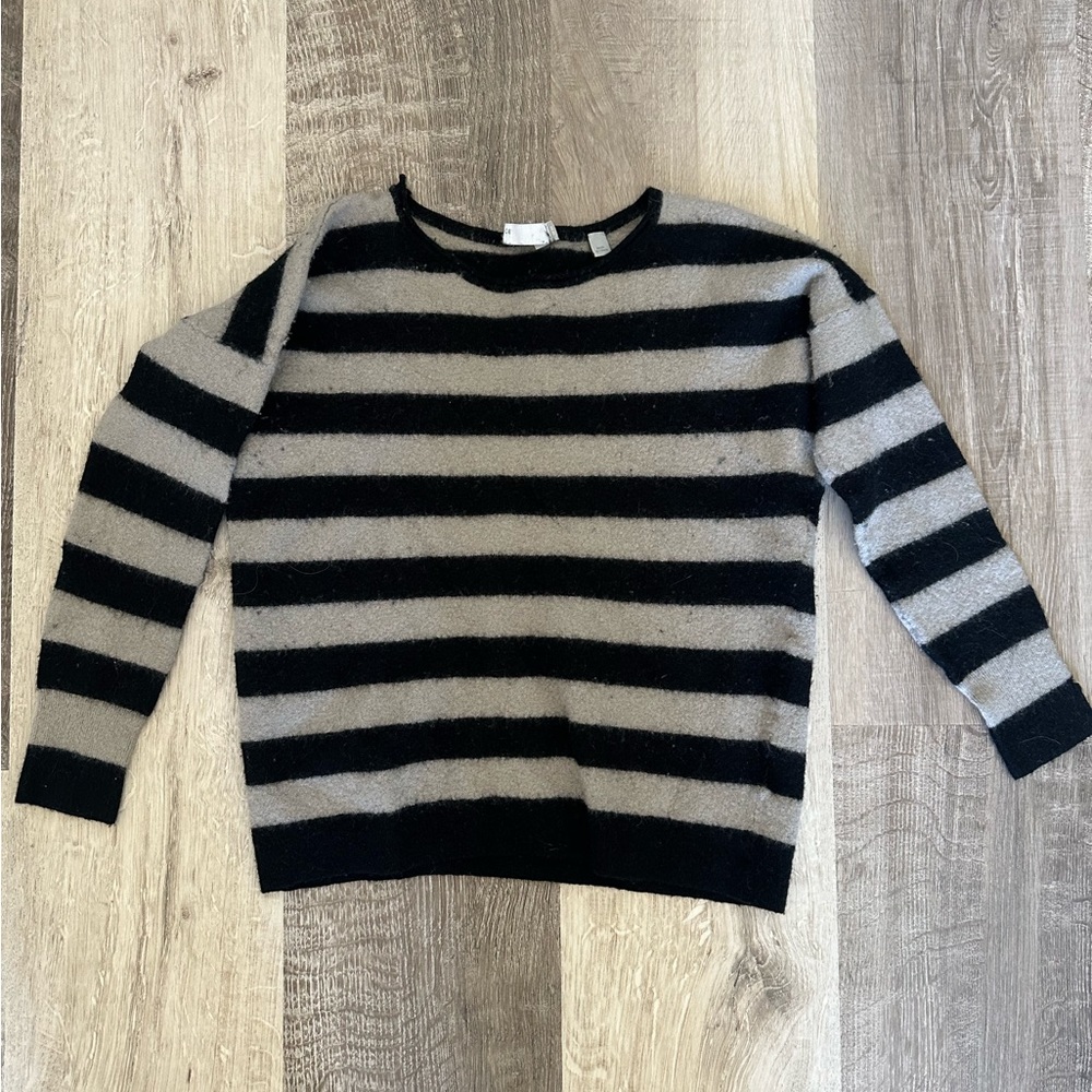 Vince Longsleeve Wool Top